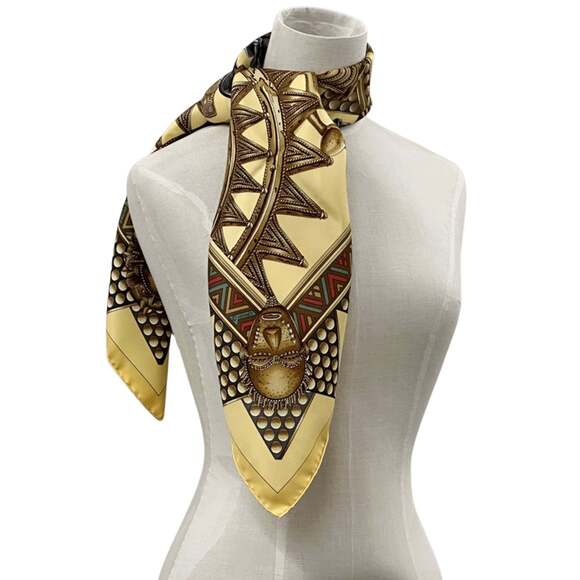 HERMES Yellow Silk Scarf - Picture 6 of 7